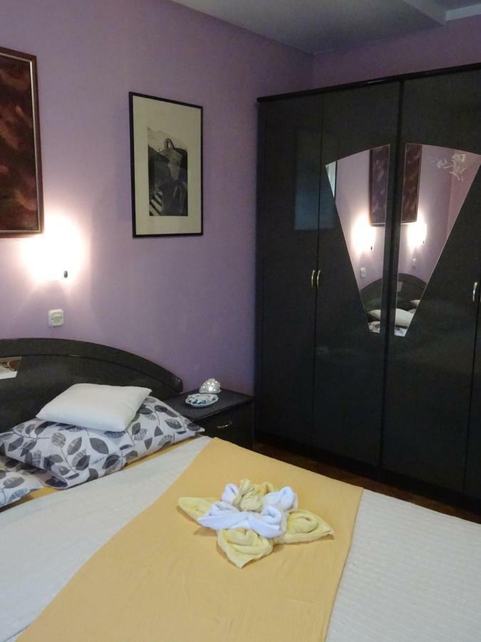 Apartman Iris S Terasom Ριέκα Εξωτερικό φωτογραφία