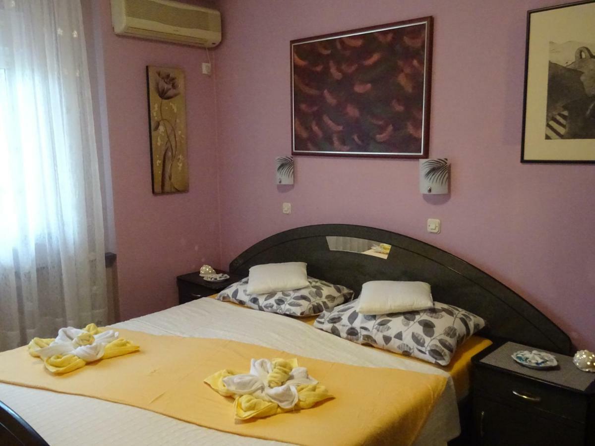 Apartman Iris S Terasom Ριέκα Εξωτερικό φωτογραφία