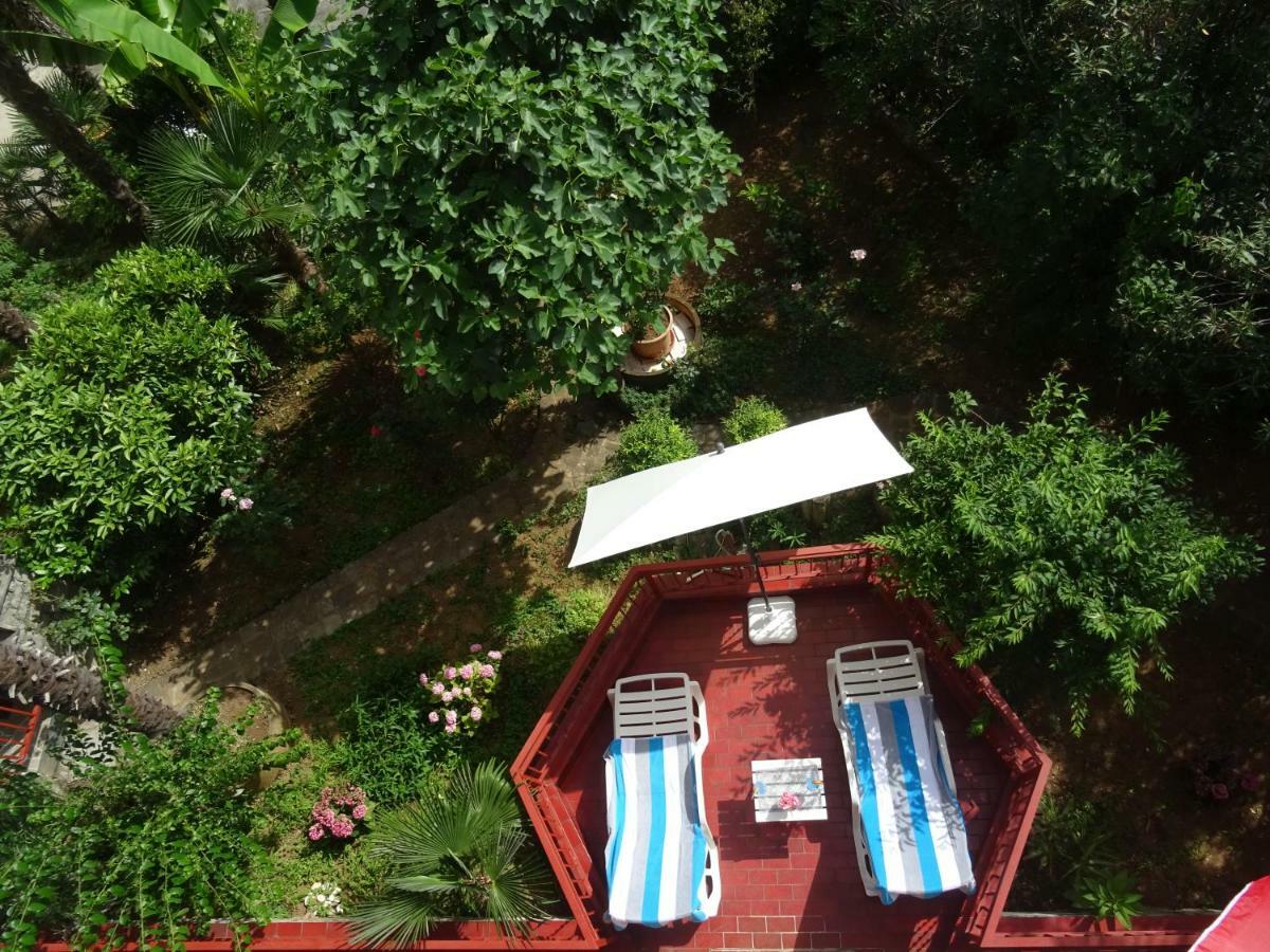 Apartman Iris S Terasom Ριέκα Εξωτερικό φωτογραφία