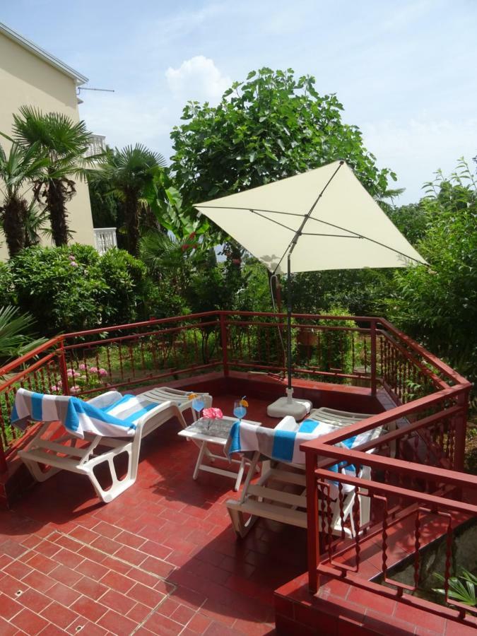 Apartman Iris S Terasom Ριέκα Εξωτερικό φωτογραφία