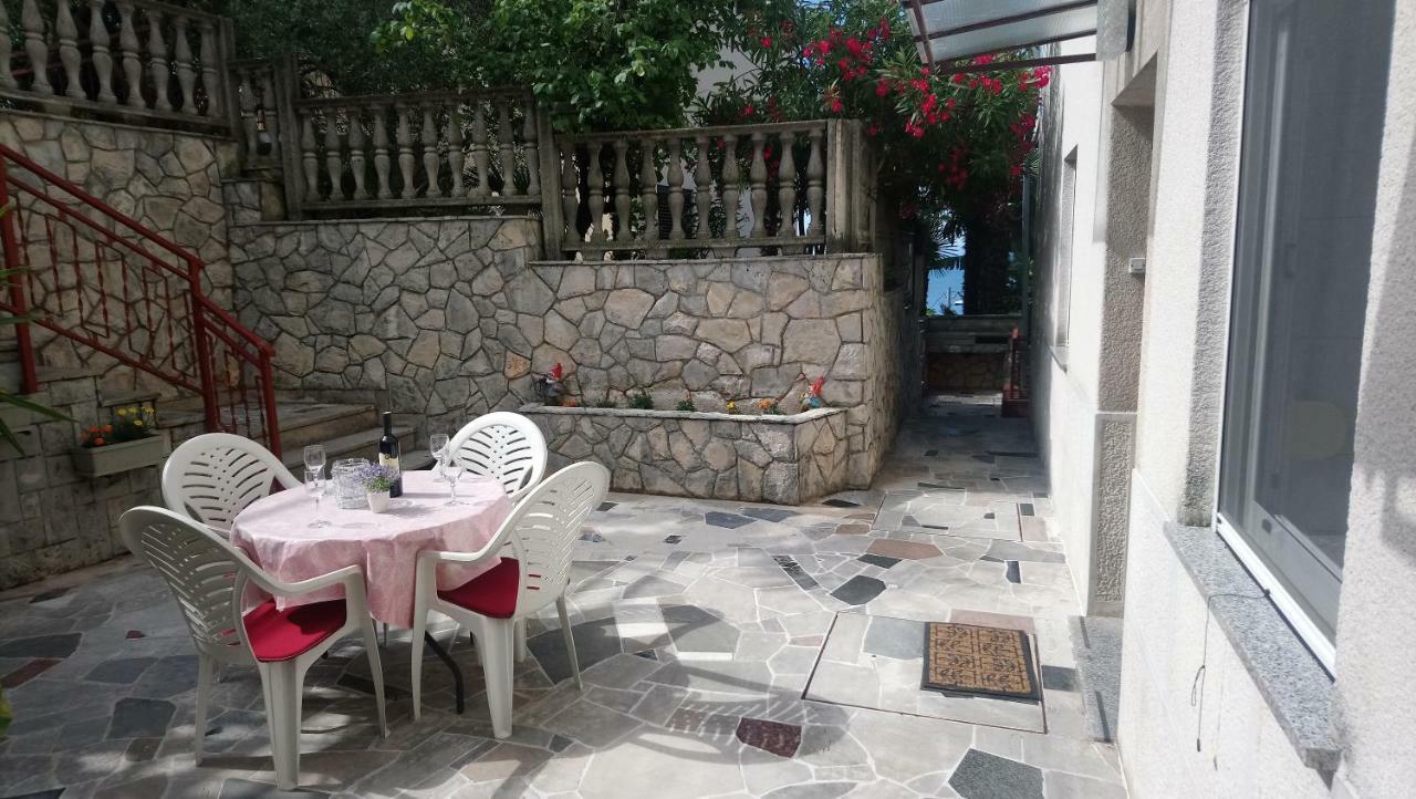 Apartman Iris S Terasom Ριέκα Εξωτερικό φωτογραφία